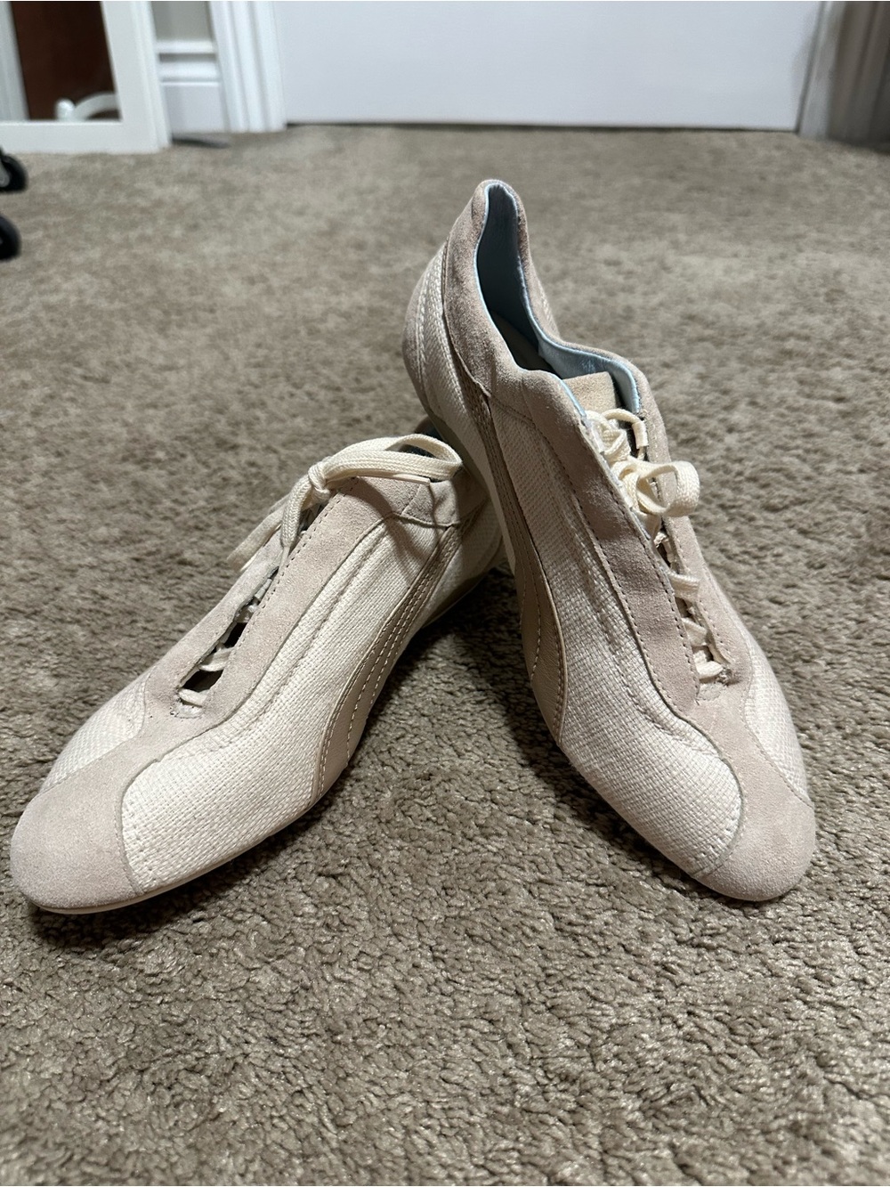 Puma Nuala - Vintage. Light Beige Low-Profile Sneaker